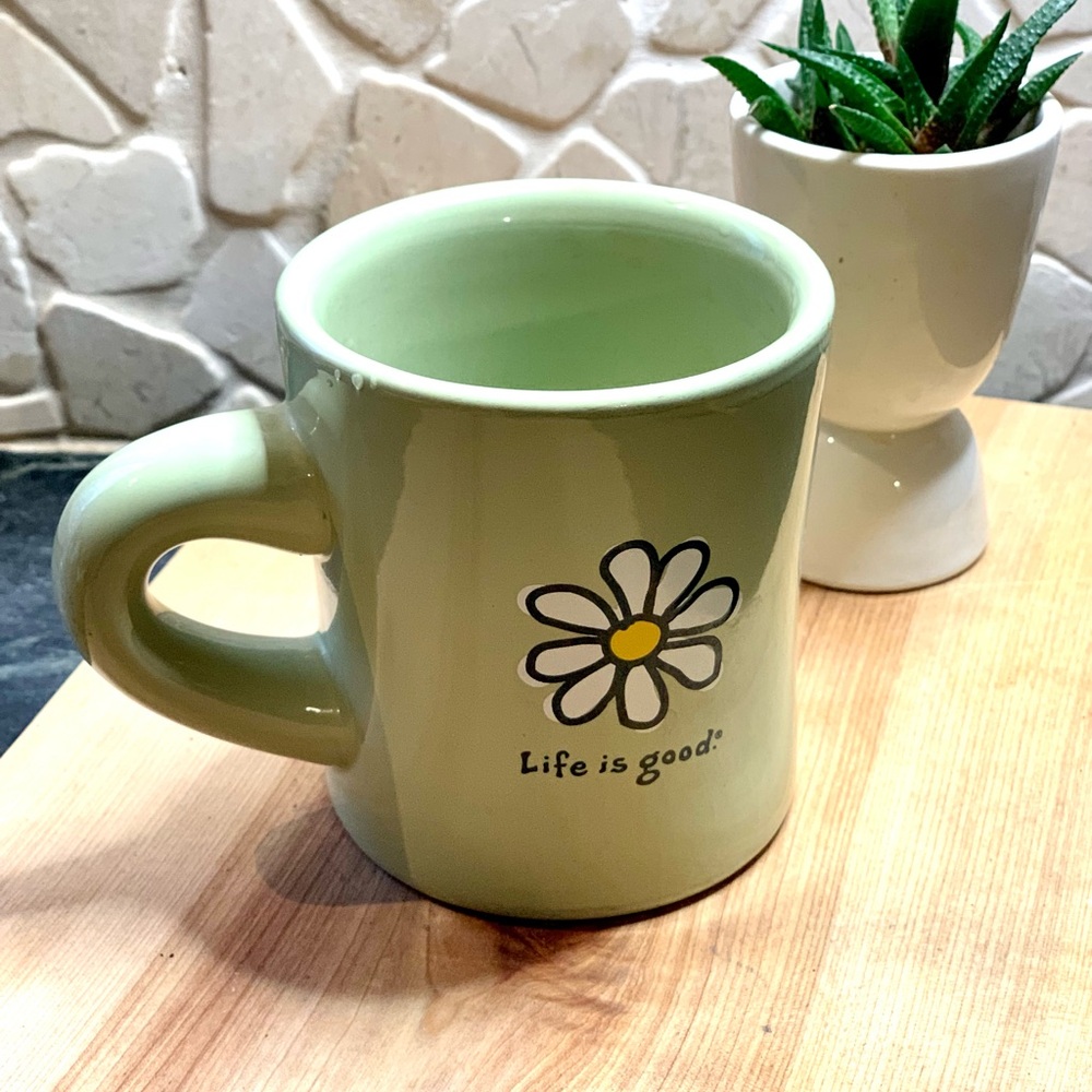 LIFE IS GOOD | Heavy Light Green Diner Style Mug With Daisy
